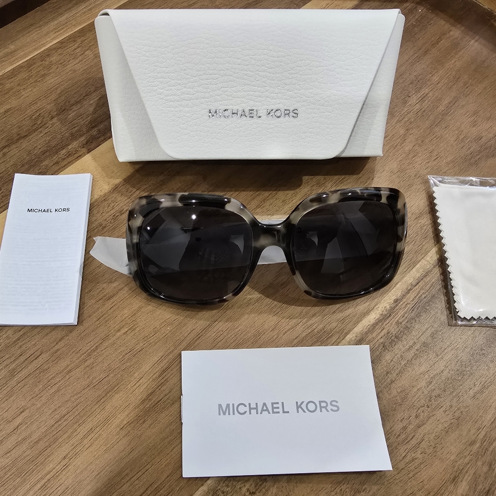 Michael Kors MK 2049 Nan 325411 Sunglasses Milky Tortoise/Gradient 55-18-140